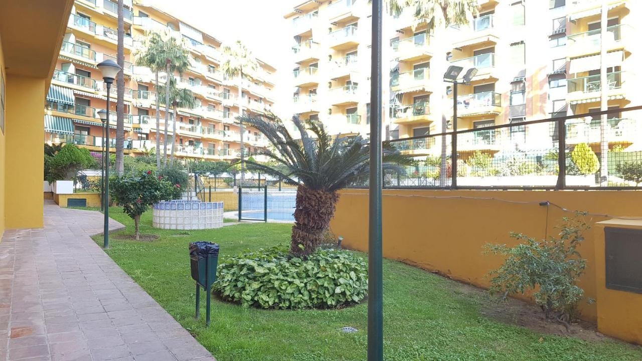 Impresionante Primera Linea De Playa, Bajondillo Beach Torremolinos Exterior foto